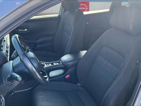 Used 2025 Honda HR-V Sport image 21