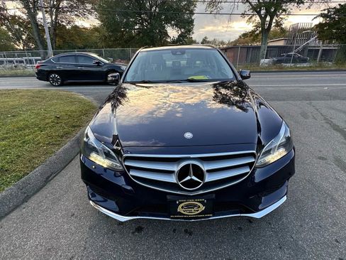 Used 2016 Mercedes-Benz E 350 4MATIC Sedan image 2