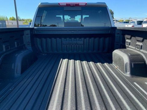 New 2026 GMC Sierra 1500 AT4X image 7