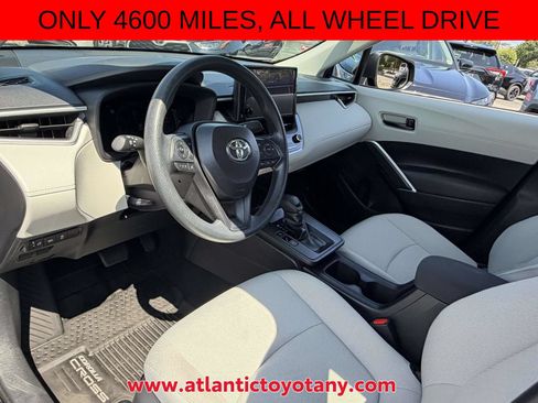 Used 2026 Toyota Corolla Cross L AWD/4WD image 15