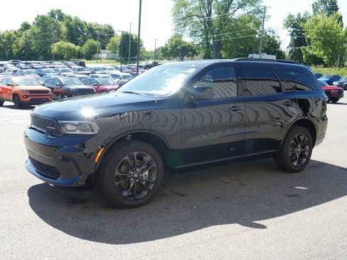 Used 2024 Dodge Durango SXT w/ SXT Blacktop Group AWD/4WD image 7