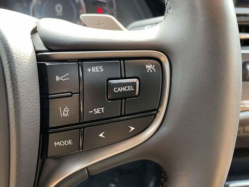 Used 2024 Lexus ES 350 w/ Premium Package image 34