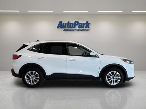 Used 2020 Ford Escape SE AWD/4WD image 8