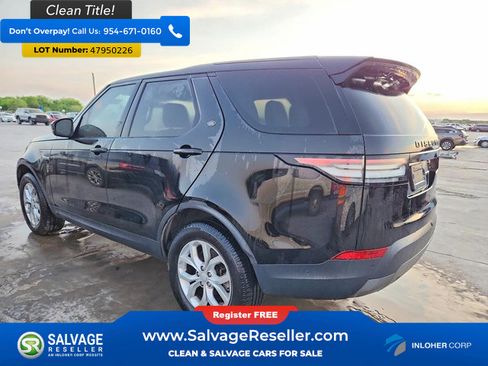 Used 2019 Land Rover Discovery SE image 3