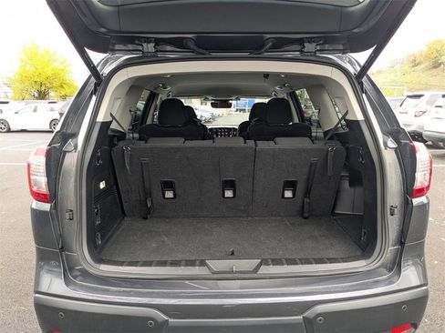 Used 2025 Subaru Ascent Premium image 36