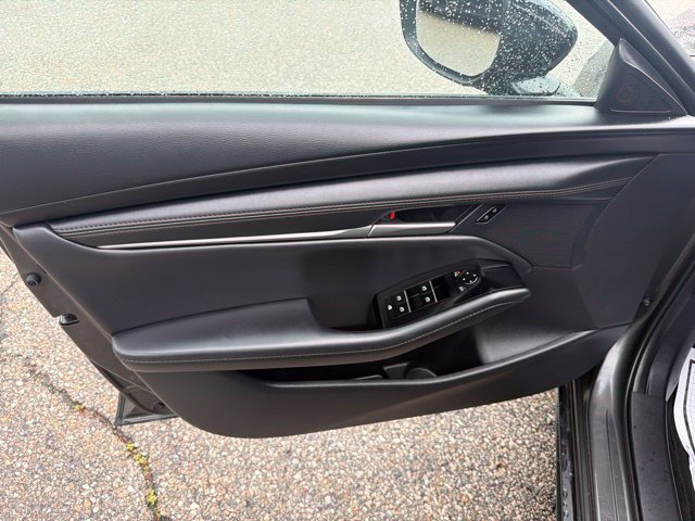Used 2024 MAZDA MAZDA3 s FWD image 11