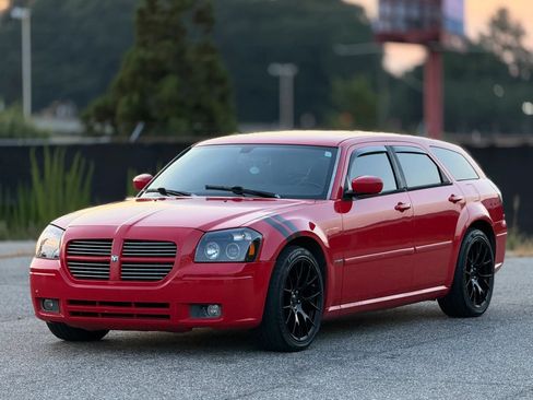 Used 2007 Dodge Magnum R/T w/ Convenience Group II RWD image 6