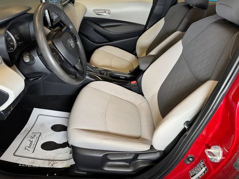 Used 2020 Toyota Corolla LE w/ Carpet Mat Package (TMS) FWD image 20