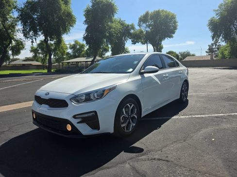 Used 2021 Kia Forte LXS FWD image 8