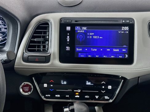 Used 2018 Honda HR-V EX image 22