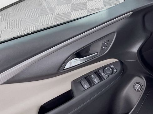 New 2025 Buick Envista Avenir image 14