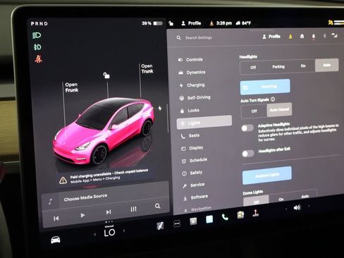 Used 2023 Tesla Model Y Performance AWD/4WD image 29