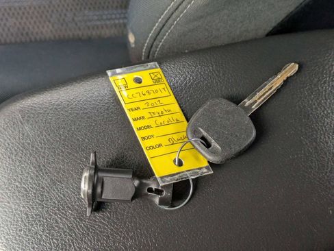 Used 2012 Toyota Corolla S FWD image 29