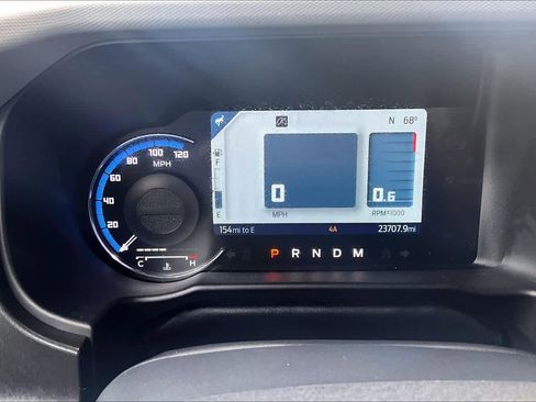 Used 2023 Ford Bronco Badlands image 26