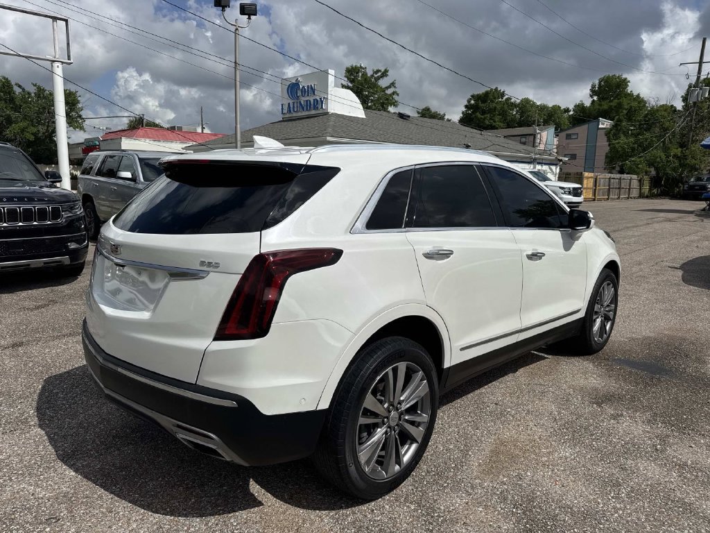Used 2021 Cadillac XT5 Premium Luxury FWD image 8