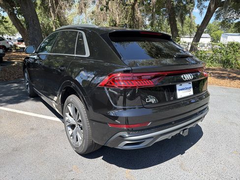 Used 2023 Audi Q8 Premium Plus AWD/4WD image 7