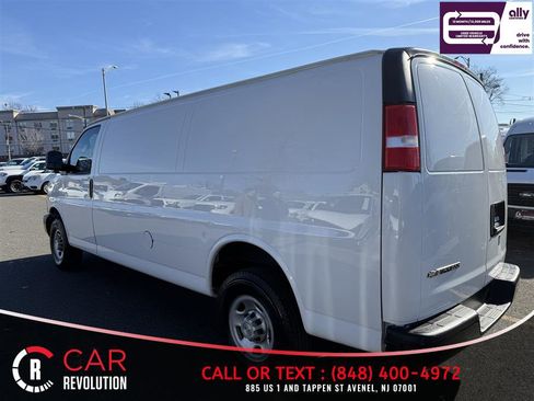 Used 2023 Chevrolet Express 2500 Extended w/ Driver Convenience Package image 4