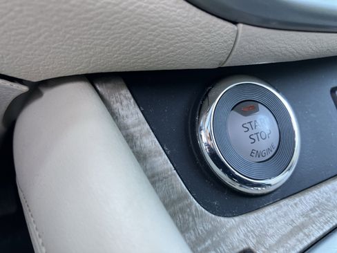 Used 2020 Nissan Murano SL image 30