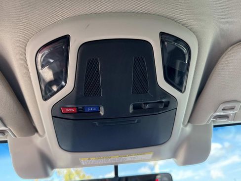 Used 2020 Subaru Outback Premium w/ Popular Package #1 image 42