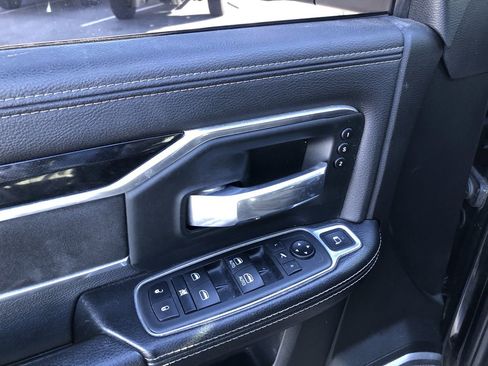 Used 2020 RAM 2500 Laramie w/ Night Edition image 12