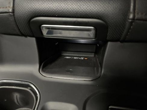 Used 2023 GMC Sierra 1500 AT4 w/ Technology Package image 27