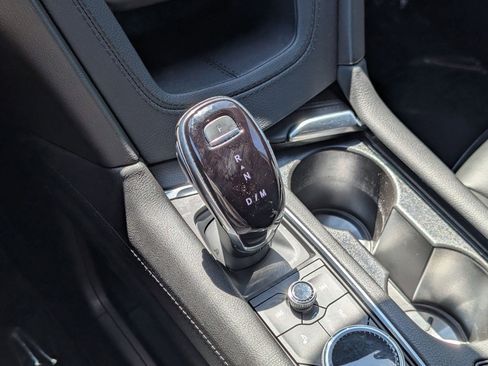 Used 2024 Cadillac XT6 Luxury w/ LPO, Floor Liner Package AWD/4WD image 24