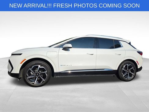 Used 2025 Chevrolet Equinox EV LT FWD image 3