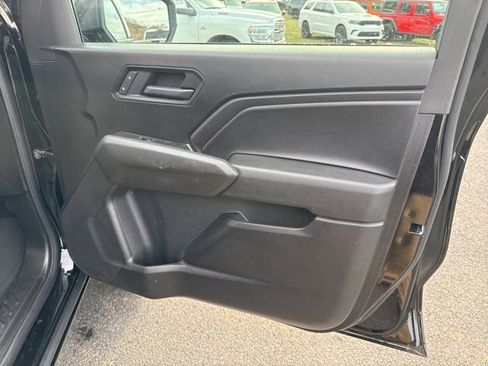 Used 2025 Chevrolet Colorado Trail Boss image 24