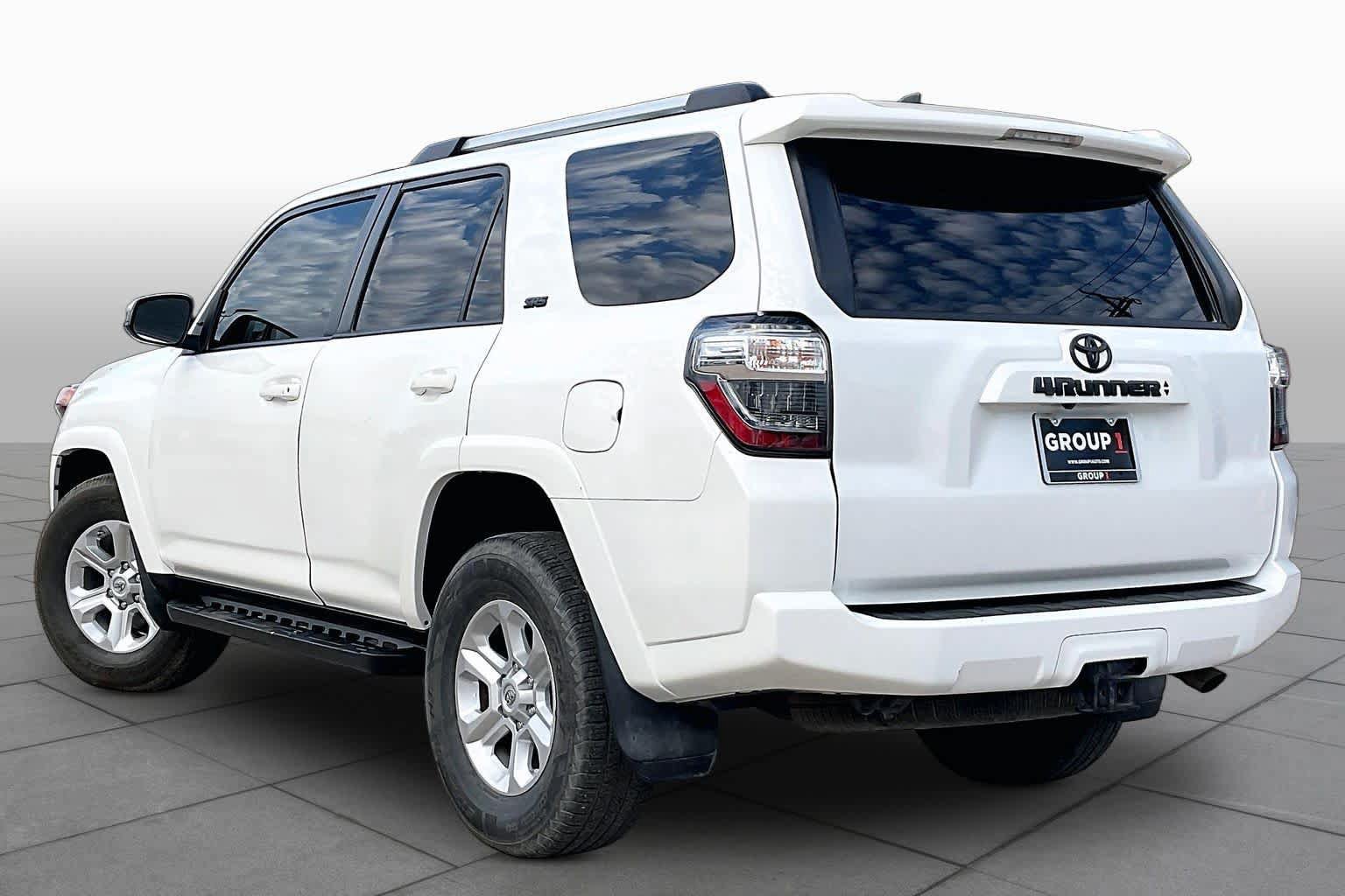 Used 2021 Toyota 4Runner SR5 w/ Wilderness Package (TMS) RWD image 12