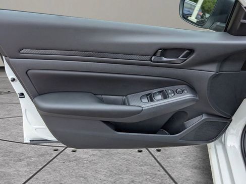 Used 2025 Nissan Altima 2.5 S FWD image 15