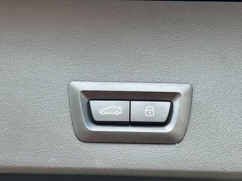 Used 2025 BMW X3 xDrive30i AWD/4WD image 25