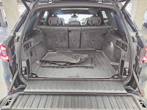 Used 2020 BMW X5 xDrive50i w/ Off-Road Package image 28