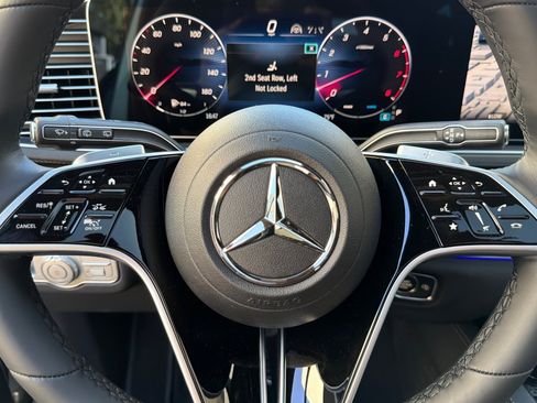 New 2026 Mercedes-Benz GLS 450 4MATIC image 24