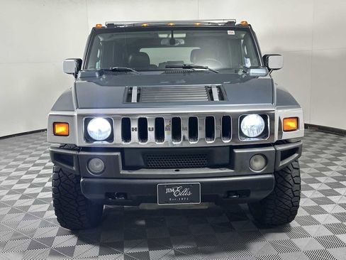 Used 2005 HUMMER H2 w/ Preferred Equipment Group image 2