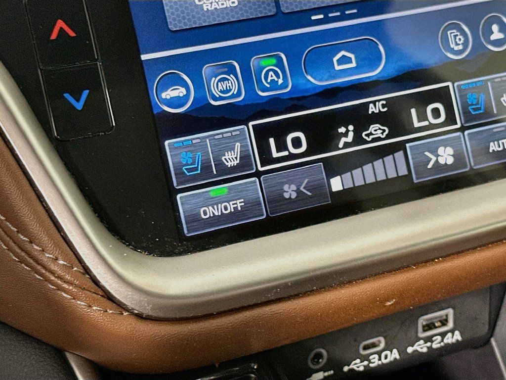 Used 2024 Subaru Outback Touring AWD/4WD image 27