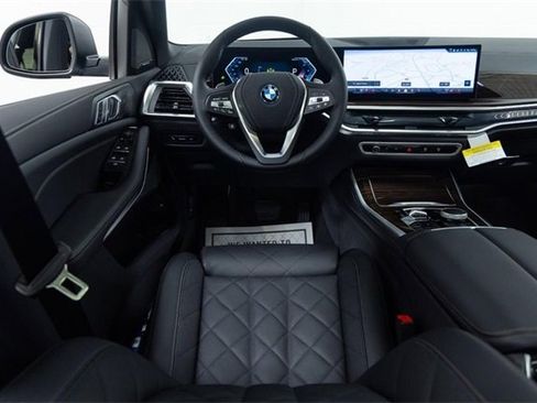 New 2026 BMW X5 xDrive50e w/ Climate Comfort Package image 4