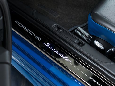 Used 2011 Porsche 911 Speedster image 20