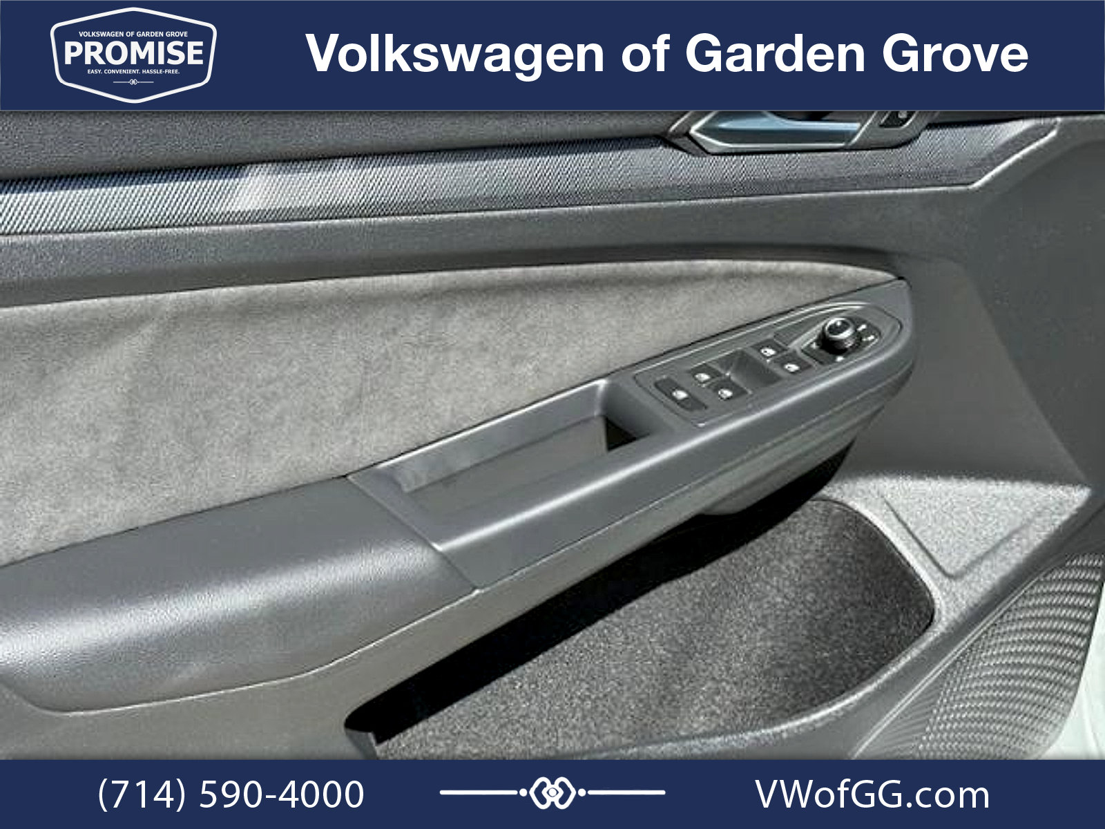 New 2026 Volkswagen GTI SE FWD image 9