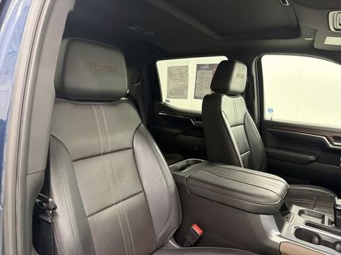 Used 2023 Chevrolet Silverado 1500 High Country w/ High Country Premium Package image 18