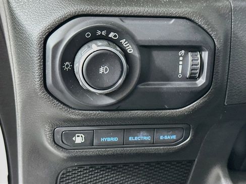 Used 2023 Jeep Wrangler Unlimited w/ Cold Weather Group AWD/4WD image 17