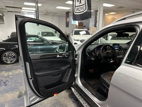 Used 2019 Mercedes-Benz GLS 450 4MATIC w/ Premium 1 Package image 12