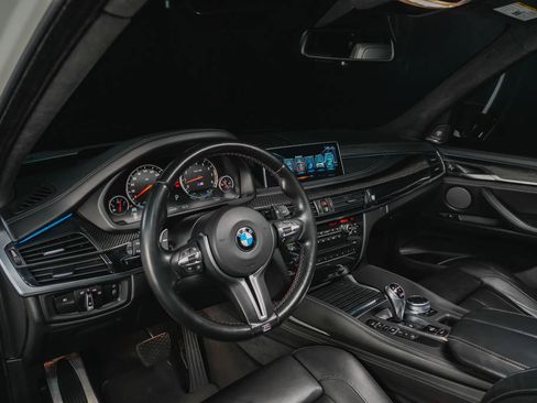 Used 2017 BMW X5 M image 35