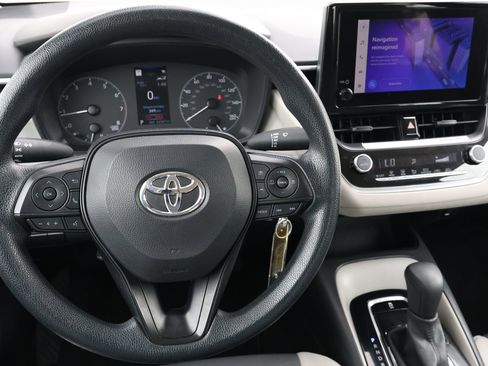 Used 2024 Toyota Corolla LE image 15