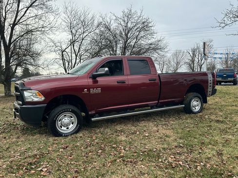 Used 2018 RAM 2500 Tradesman w/ Popular Equipment Group image 3