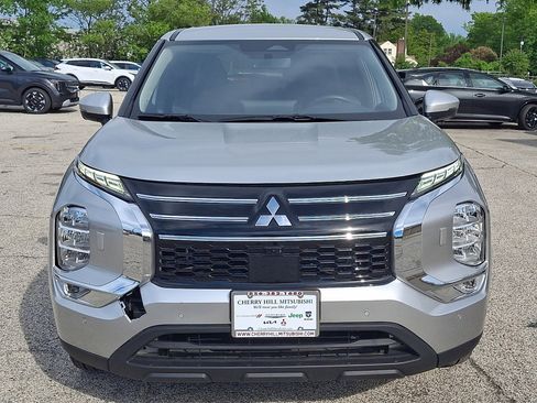 Used 2025 Mitsubishi Outlander SE AWD/4WD image 8