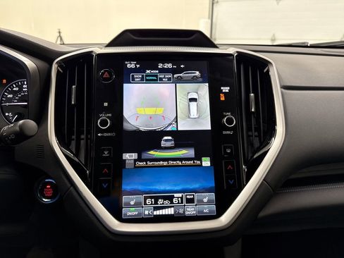 Certified 2023 Subaru Ascent Limited w/ Technology Package image 18