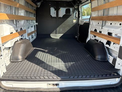 Used 2024 Ford Transit 250 Low Roof w/ Exterior Upgrade Package RWD image 29