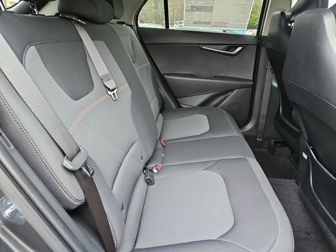 Used 2025 Kia Niro LX FWD image 17