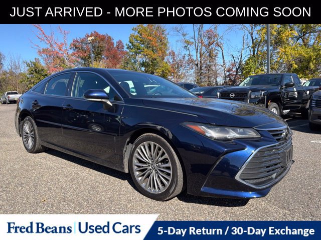 Used 2021 Toyota Avalon Limited w/ Advanced Safety Package FWD image 1