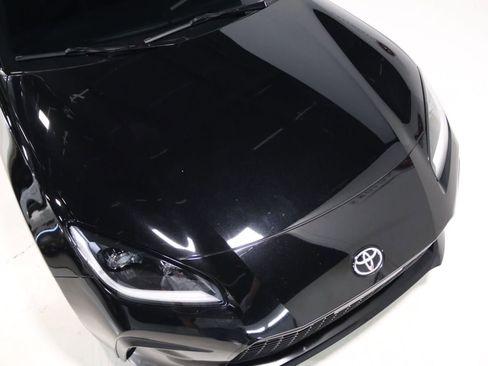 Used 2022 Toyota GR86 Premium RWD image 24